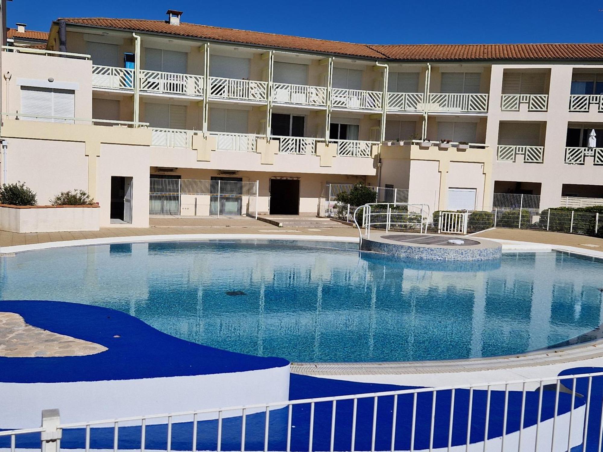 Appartement Avec Piscine, Tennis & Balcon, Centre-Ville Chatelaillon-Plage, 6 Pers, 2 Ch - Fr-1-706-17 Dış mekan fotoğraf